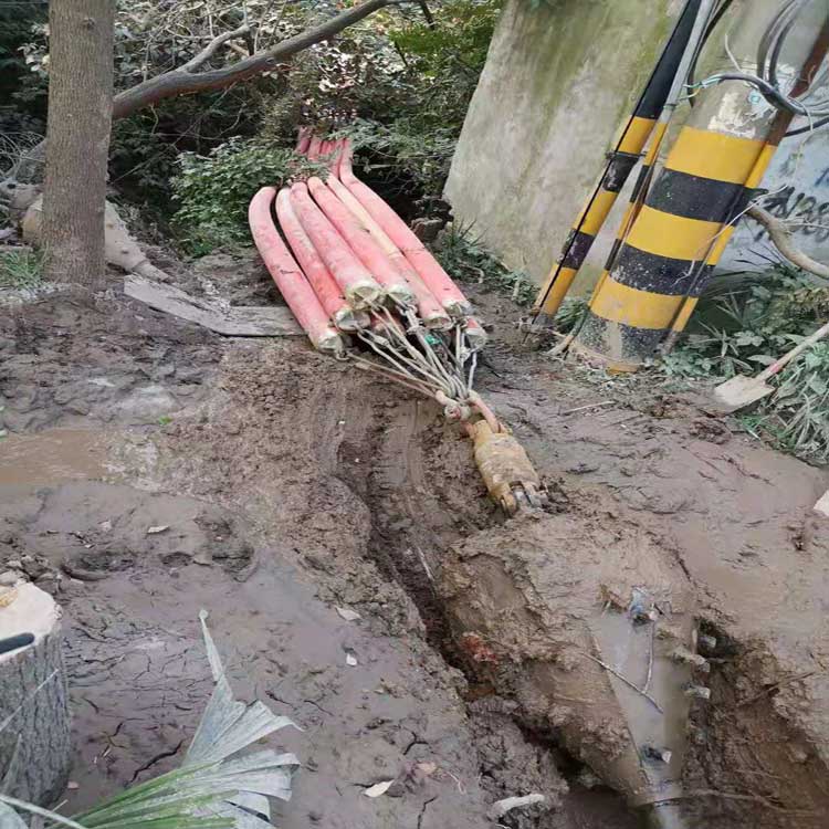 黄山双门矿拖拉管